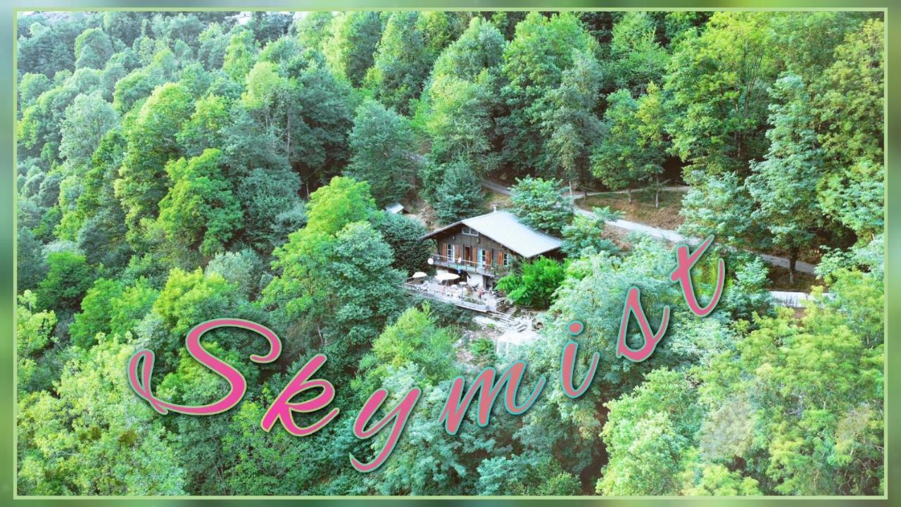 Skymist Maison d'hôtes Biert Exterior foto